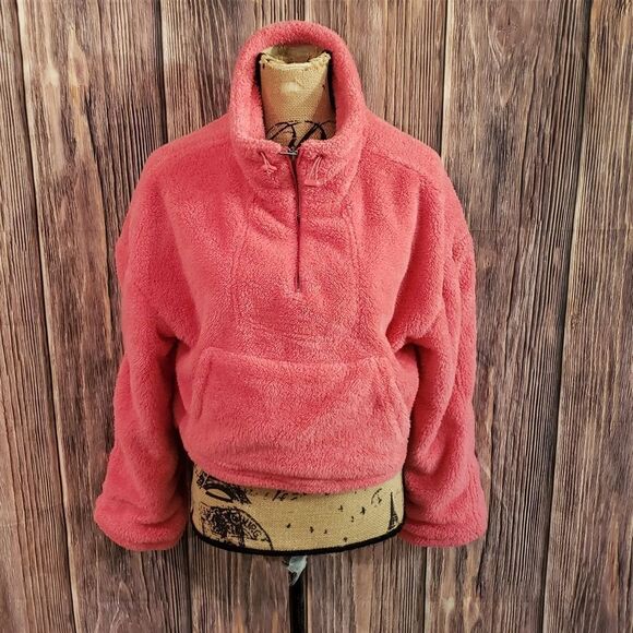 Urban Outfitters Pullover Sweater - Picture 1 of 13